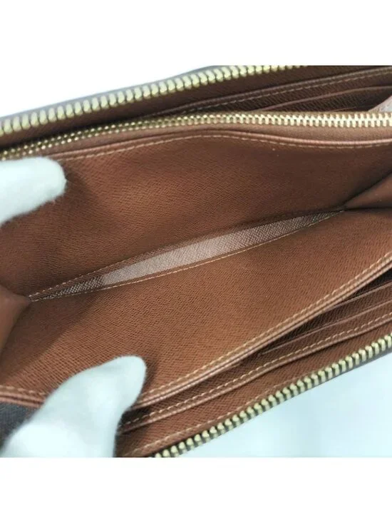 Louis Vuitton Zippy Wallet Monogram - Picture 7 of 10